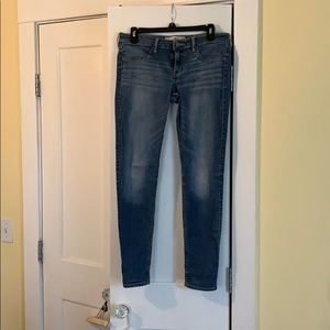 Hollister skinny  jeans size 9
